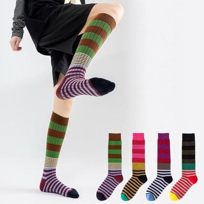 Podkolanówki w paski Damskie Retro Kolorowe Podkolanówki Elastyczne Oddychające Skarpetki Casual do Jazdy na Rolkach Biegania Sportu Noszenia na Co Dzień