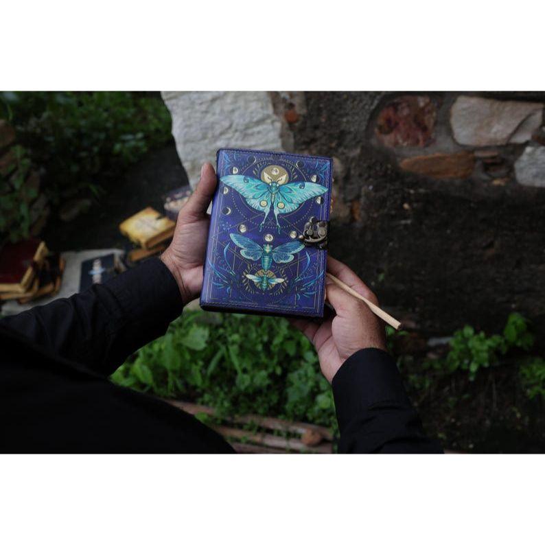 Leather Journal Spell Wizard Cat Book Blank Magik Notebook Book Of Shadows Wiccan Pagan Grimoire Book for Traveling Sketching Best Gift