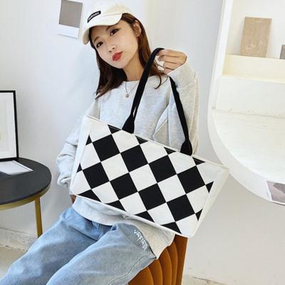 Plaid Handbag Women's Bag Fashion Shoulder Bag Printed Plaid Simple Hand-held Commuter Bag