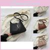 Retro Style Pu Leather Crossbody Bag For Women With Zipper Closure And Lining