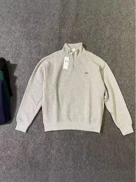 Felpa con cappuccio unisex in spugna con mezza zip ricamata e colletto alto