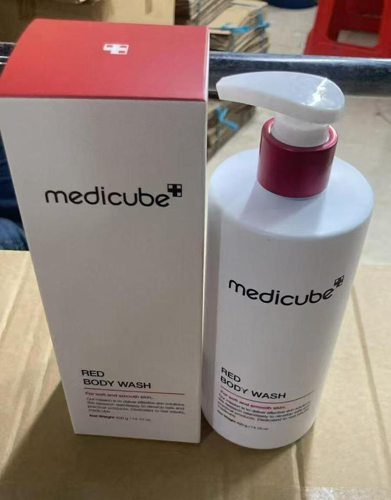 Kim Hee-sun's Medicube Kollagen Hautpflege-Set – Ampulle, Serum, Sonnenschutz, Gesichtsreiniger, Schlammmaske