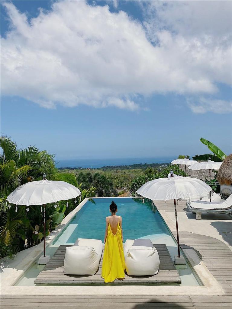 Summer Seaside Backless Spaghetti Strap Dress - Women's Gentle Yellow A-Line Long Skirt