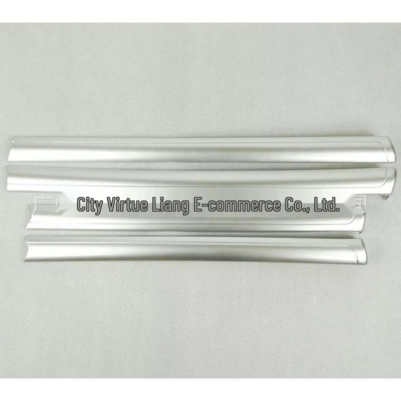 

Декоративная накладка на внутреннюю обшивку двери для Toyota Land Cruiser 2016-2020 годов