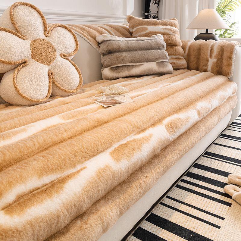 Winter Padded Thickened Sofa Cover Warm Rabbit Plush Velvet Sofa Cushion Soft Non-Slip Living Room Sofa Decorative Protective