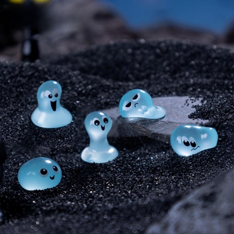 30/50Pc Luminous Mini Resin Ghost Figurines Water Spirit Collectible Bonsai Statues  For Room Diy Crafts Miniature Garden Decor
