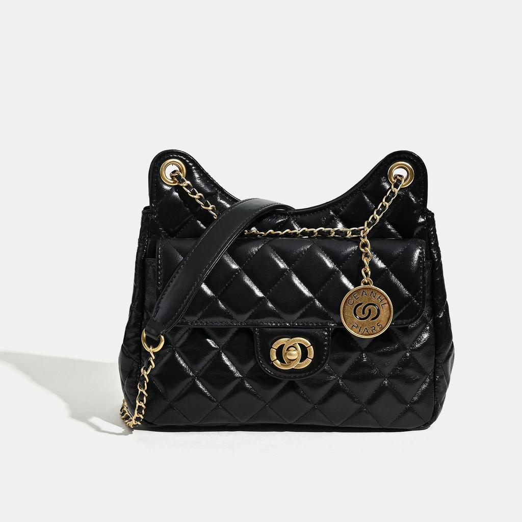 Tmall elf niche leather messenger bag women's first layer cowhide small fragrant wind rhombus chain bag single shoulder women's bag wholesale