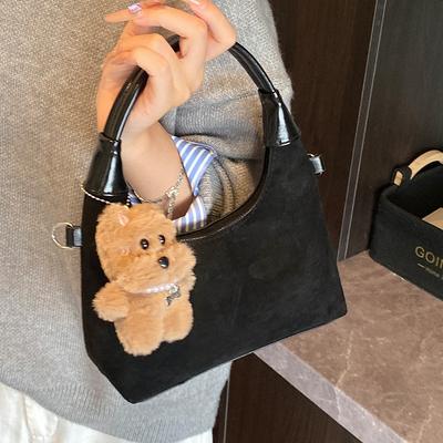 A Large-capacity Retro Single-shoulder Bag, A Chain Tote Bag for Commuting To Work, and A Casual Niche Crossbody Bag