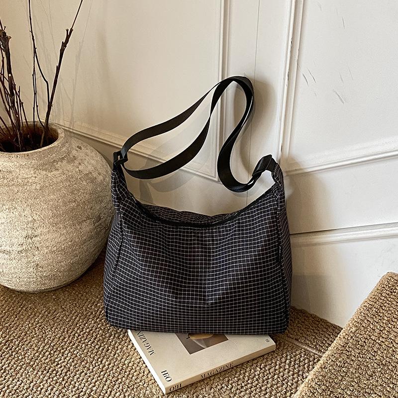 Japanese Large-capacity Bag Women's 2025 New Trendy Fashion One-shoulder Autumn Casual Casual Crossbody Sports Cloth Bag