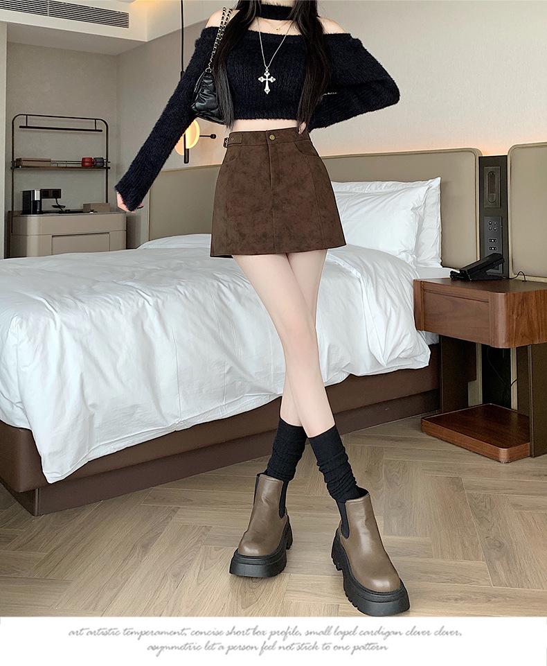 Coffee Suede A-Line High Waist Thickened Short Skirt - Plus Size Women's Hip-Hugging Slim Fit for Spring and Autumn