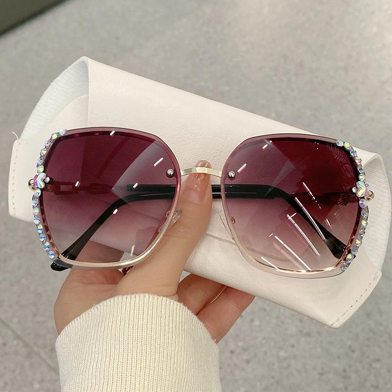 Rhinestone Decor Rimless Fashion Sunglasses For Women Men Casual Gradient Glasses For Summer Beach Party UV400
