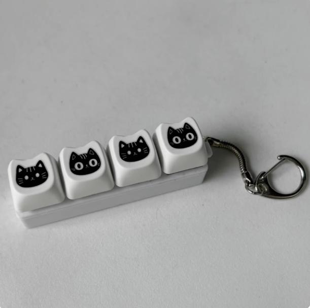 Black Cat Keyboard Keychain Mechanical Keyboard Tapping Fidget Toy Fun Mechanical Switch Keycap Fingertip Gadget