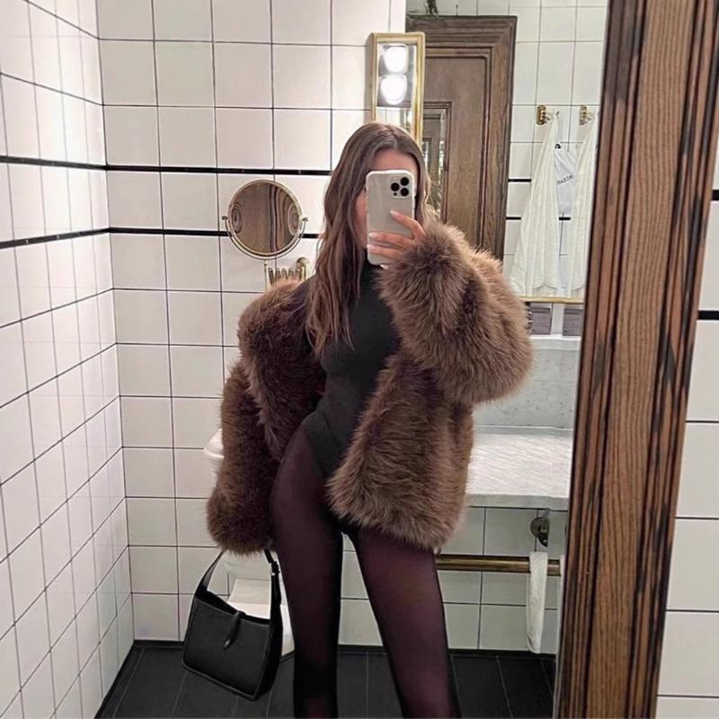 Women's White Faux Fur Coat Lapel Collar Mid-Length Fluffy Warm Winter Outerwear