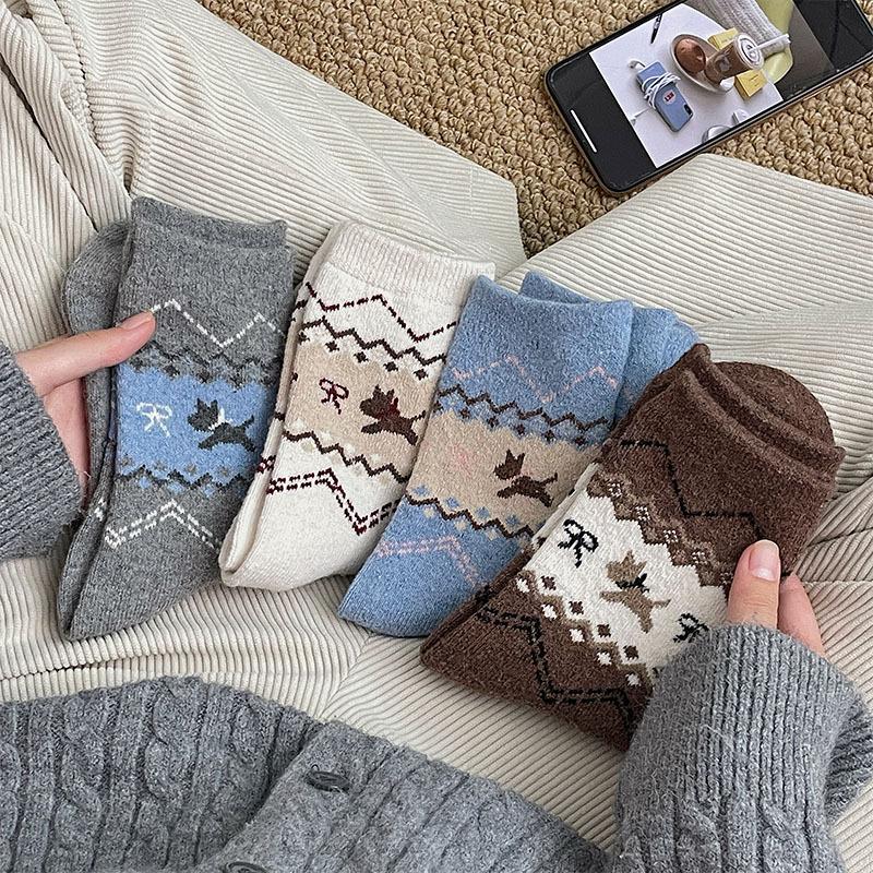 Christmas Socks Women's Cozy Fleece Lined Snow Socks Warmers Carpet Slippers Bedroom Cute Cartoon Dog Pattern Quality Sock