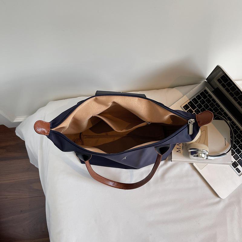 Women's Cross-Border Large Capacity Shoulder Bag - Solid Color, Fashionable Commuter Underarm Bag