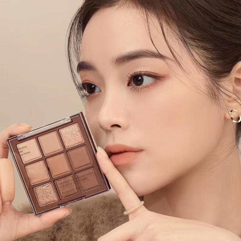Nine Shades of Eyeshadow paletteMatte Matte Eyeshadow Pearl Eyeshadow Long Lasting Brightening Eyeshadow Palette, Loose Powder Natural Long Lasting