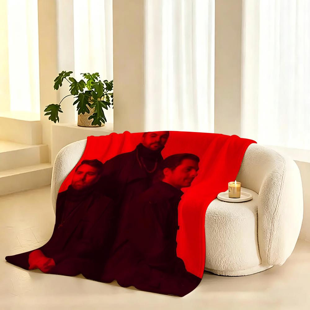 Swedish House Mafia DJ Group Throw 240g flannel blanket, suitable for sofas, beds, offices, exquisite gift blankets