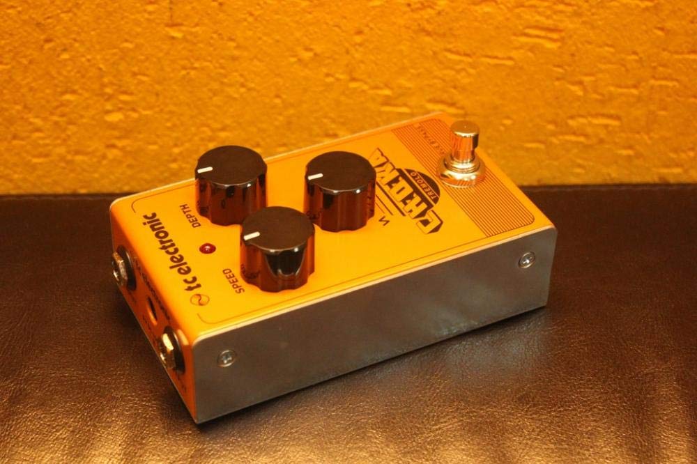 Tc Electronic Analog Tremolo Pedal Guitar Effector Waveform Switchable Simple Operation True Bypass CHOKA TREMOLO