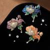 Women Brooch Sparkling Rhinestones Imitation Pearl Flower Shape Lapel Pin Suits Coats Bags Scarves Badge Versatile Accessory