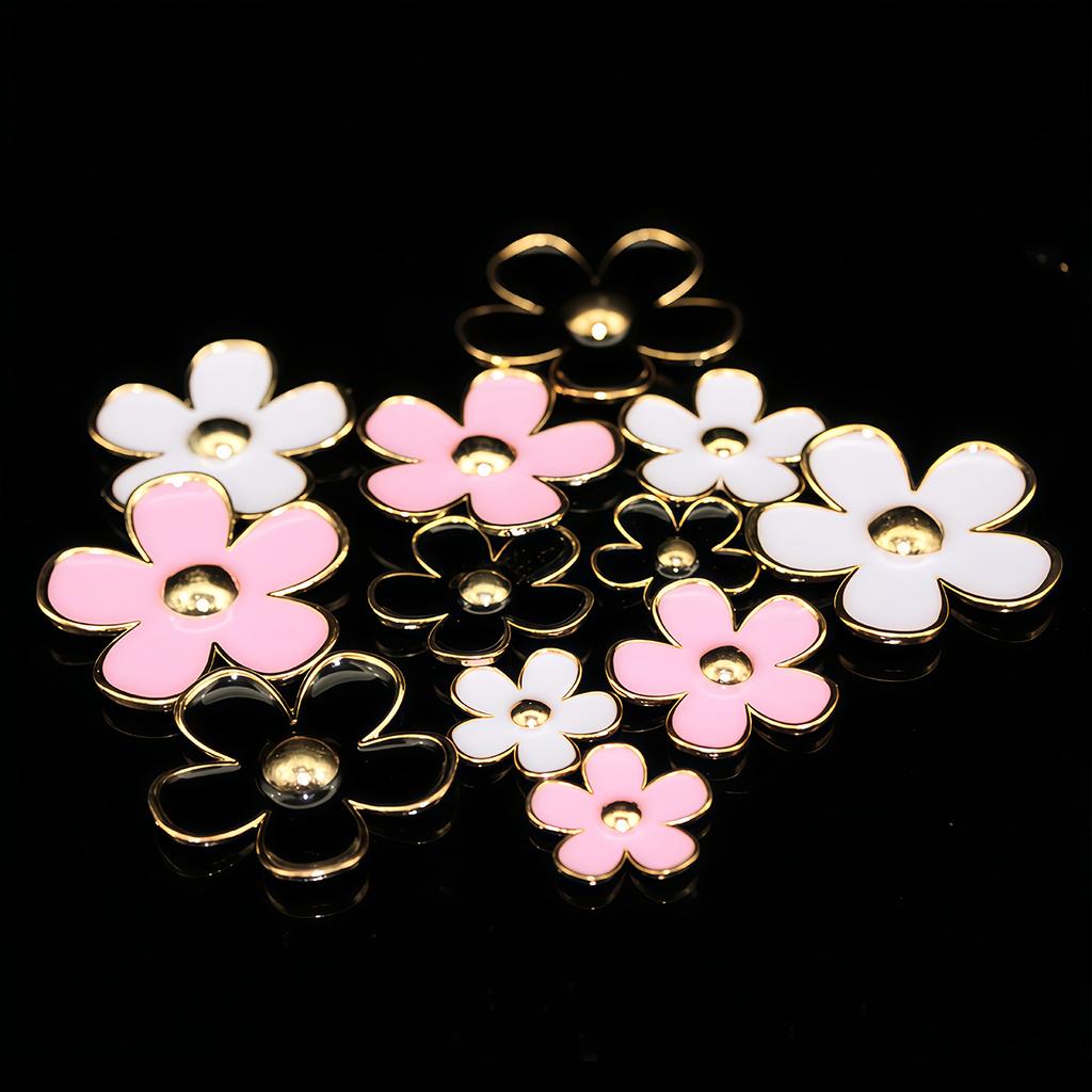 10Pcs Car Outlet Vent Metal Clip Clasps Car Air Freshener Conditioning Small Daisy Phone Case Interior Decoration Accessories