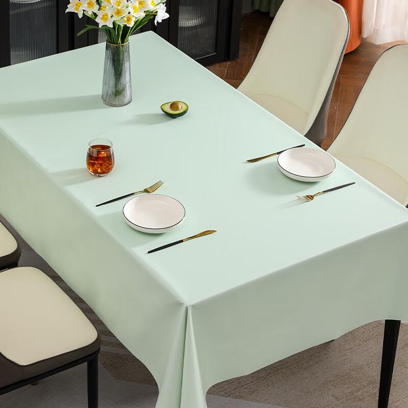 Waterproof Disposable Plastic Tablecloth