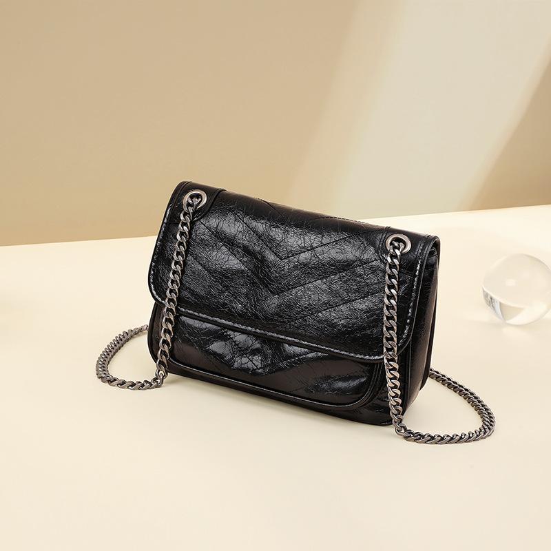 Wandering Bag Women's New Versatile Crossbody Armpit Bag Chain Leather Postal Bag Women's Shoulder Bag