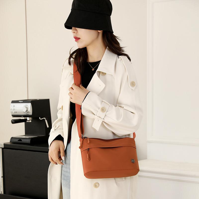 Retro Soft Oxford Women Shoulder Underarm Bags Casual Solid Color Small Top-Handle Handbags Ladies Fashion Shoulder Bags