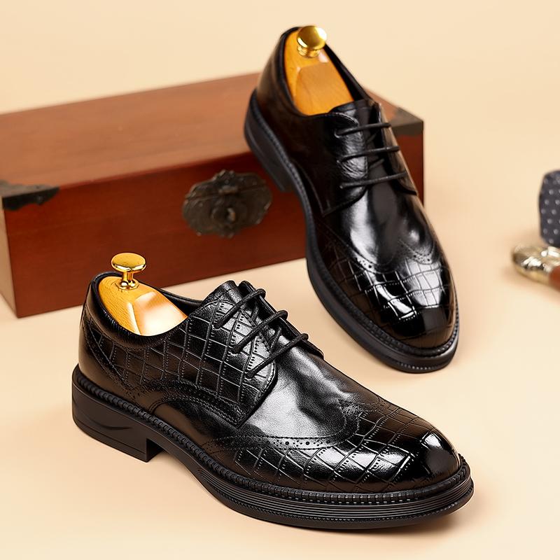 Fashion British Style Mens Oxford Shoes Thick Sole Casual Versatile Leather Shoes Classic Comfortable Lace Up Men Non Slip Leather Shoes