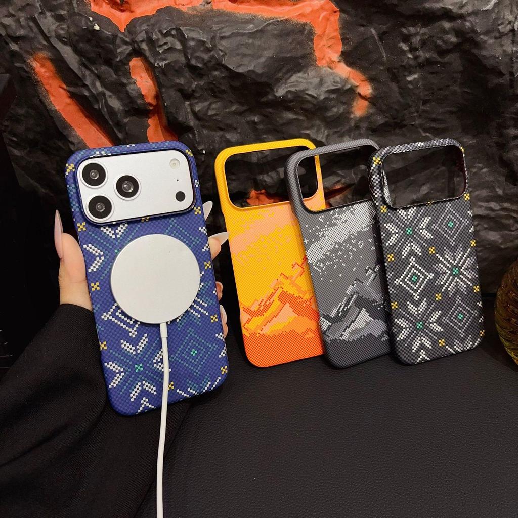 Kevlar Carbon Fiber Texture Magnetic Case for iPhone 17 Pro Max - Water Decal Half-Wrapped Protective Cover