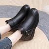 Winter Mother Cotton Shoes Velvet Thickened Leather Shoes Women's Comfortable Warm Boots Soft Leather Waterproof Soft Sole Leather Boots Women's Fa
