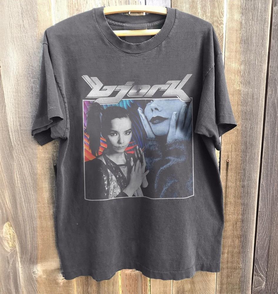 Bjork Retro Style Tshirt Charcoal Cotton Tshirt Unisex T-Shirt S