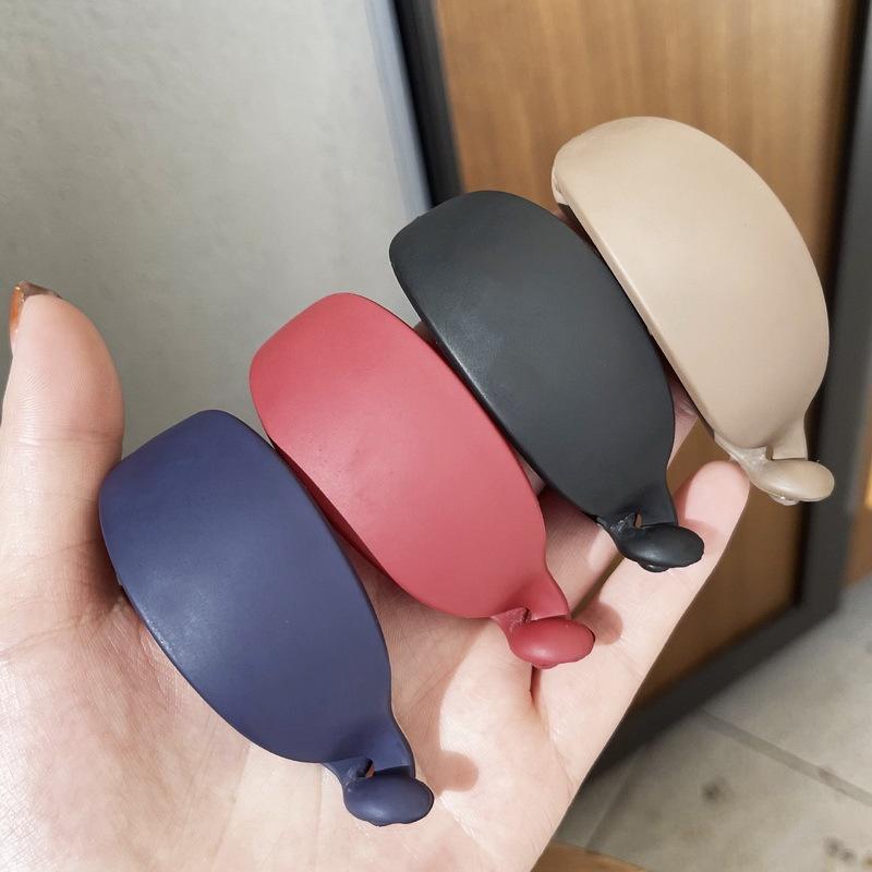 New Cute Candy Colors Banana Shape Hair Claws Women Girls Sweet Hair Clips Ponytail Holder Hairpins Fashion Hair