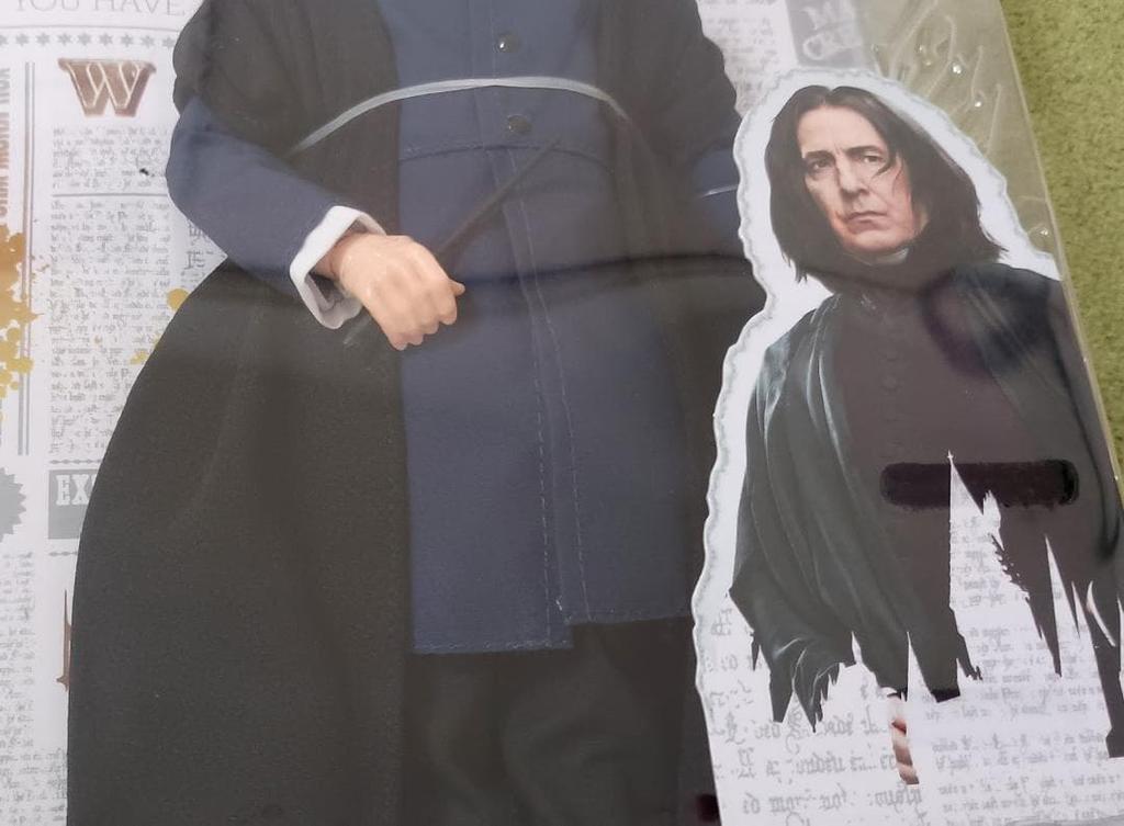[USED] Severus Snape figure, working doll