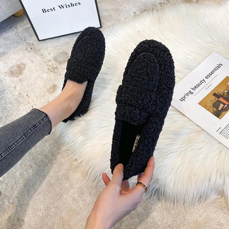 Fashion 2024 new women's winter warm outdoor shoes plush design british style white snow boots Ladies' casual flats Large size 41-43