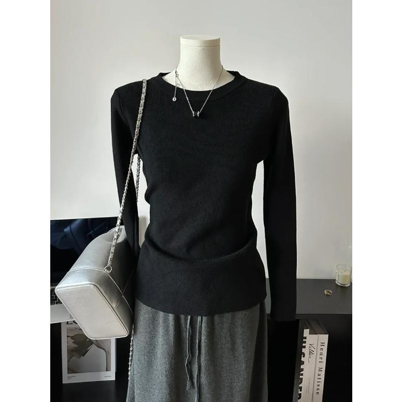 

Простая и универсальная облегающая трикотажная базовая рубашка женская весенне-осенняя с плечами белая с длинным рукавом базовая внутренняя майка L чёрный