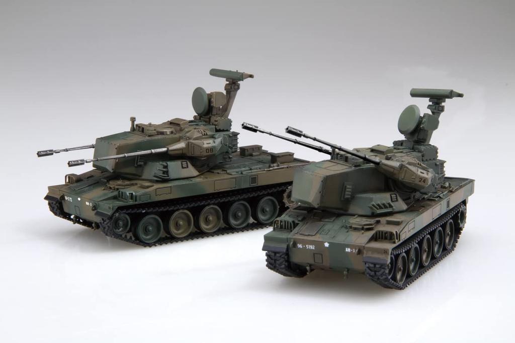 Military Series Ground Force Type 87 gun set with Plastic model 1/72 No.9 EX-2 Self-Defense self-propelled anti-aircraft (2-car personnel)