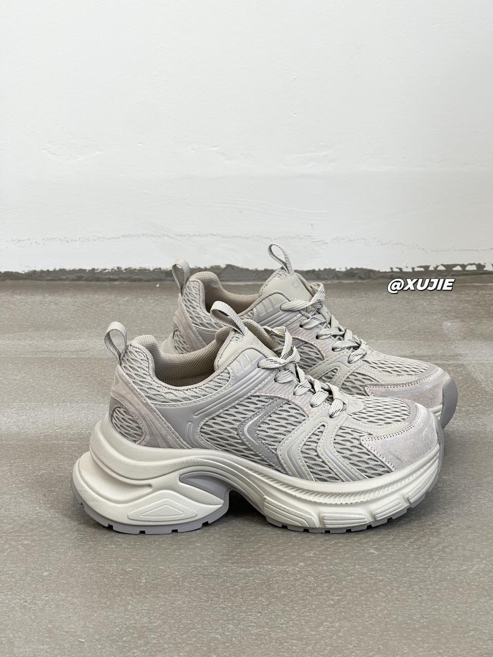 

Small thick-soled leather dad shoes for women s 2025 summer new casual fashion versatile height increase sports breathability 35