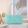 Handgefertigte Plastik-Hohlgeflecht-Tasche Landhausstil Große Kapazität Strand-Tragetasche Eimer-Tasche Damen-Handtasche Sommer-Strandtasche
