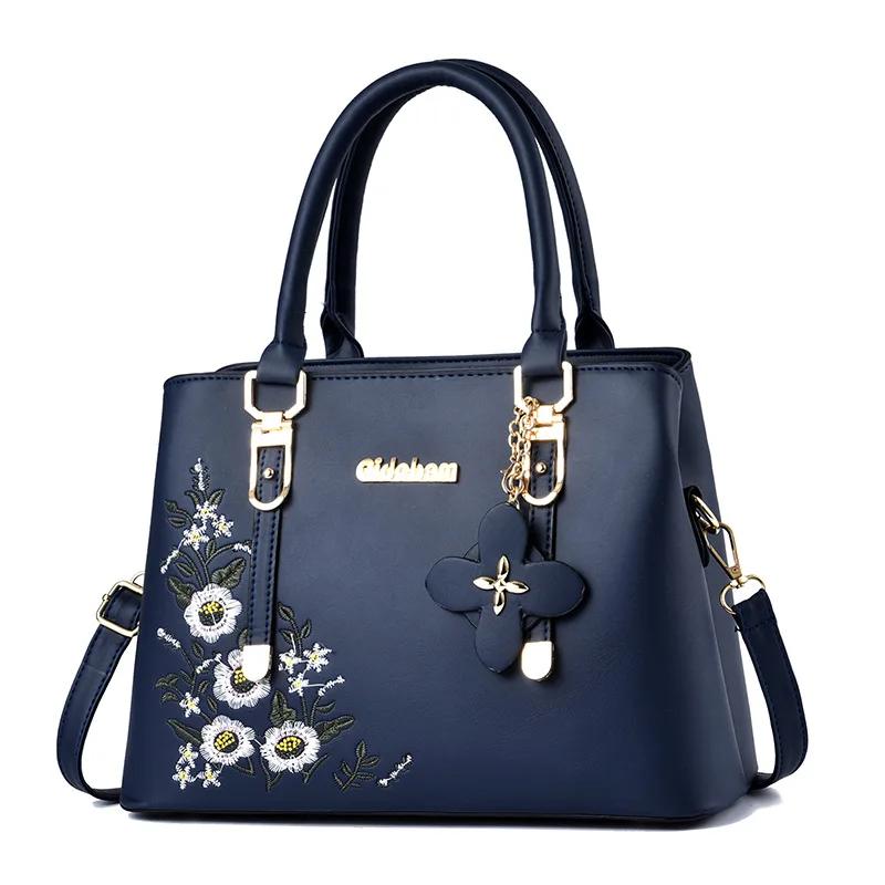 New Women Small Embroidery Flower Handbag Fashi Brand Crossbody Bags Sac A Main Femme De Marque Luxe Cuir Totes