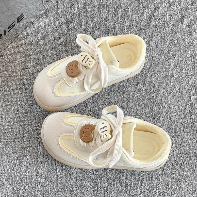 

New niche design female students versatile big head shoes retro casual sports 35