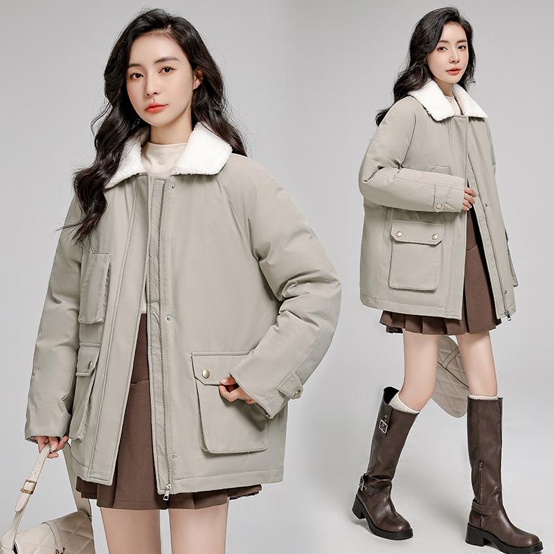 Women's New Faux Lambswool Lapel Windproof Lightweight Thickened Fluffy Warm Loose High-quality Fabric Casual Sports Cotton Jacket