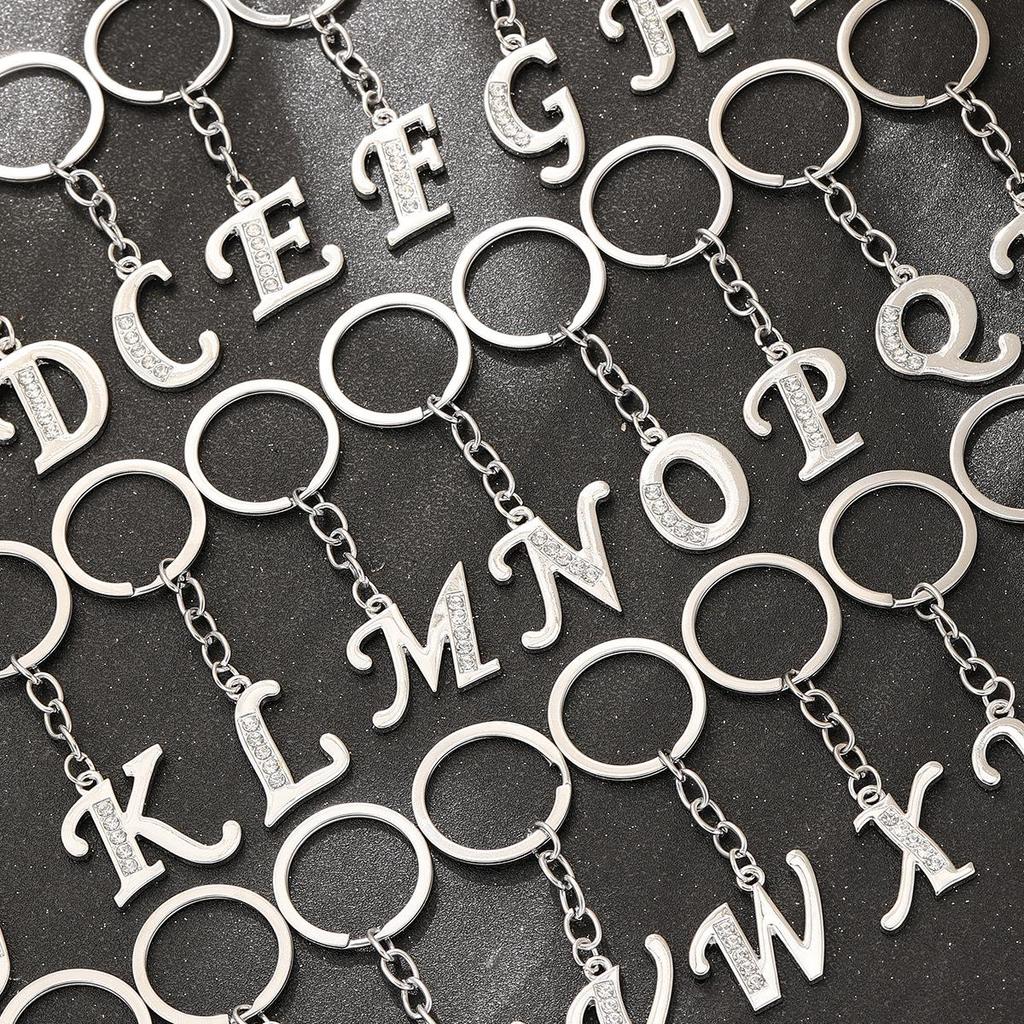 Creative Rhinestone Initials Metal Keychain – Korean Style Car Keyring Party Gift.