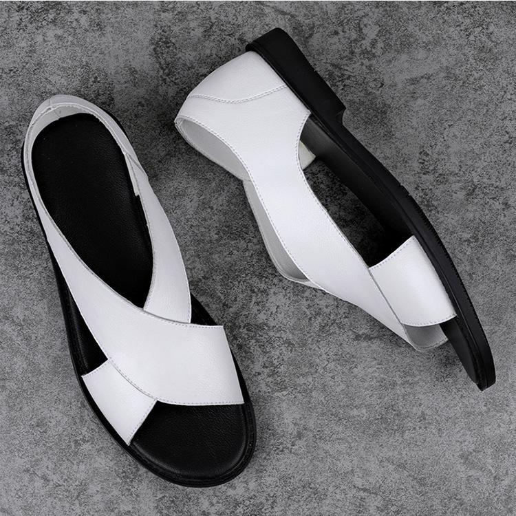 Men's Cowhide Leather Roman Sandals - New Casual Outdoor Summer Shoes with Soft Non-Slip Soles
