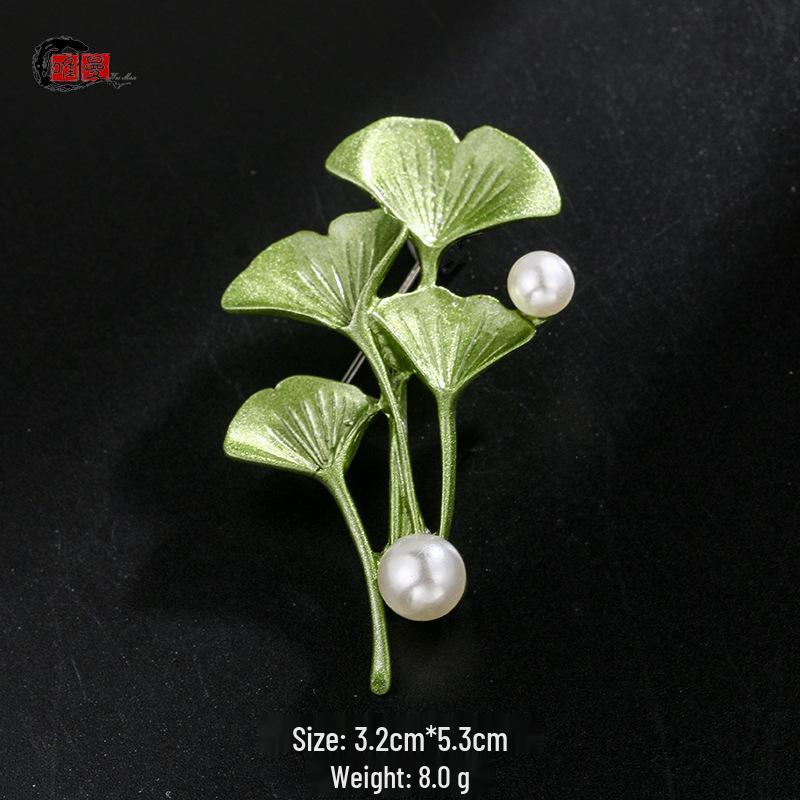 Versatile Green Leaf Brooch Pin with Pearl - Safety Pin for Sweaters, Coats, and Corsage Accessories