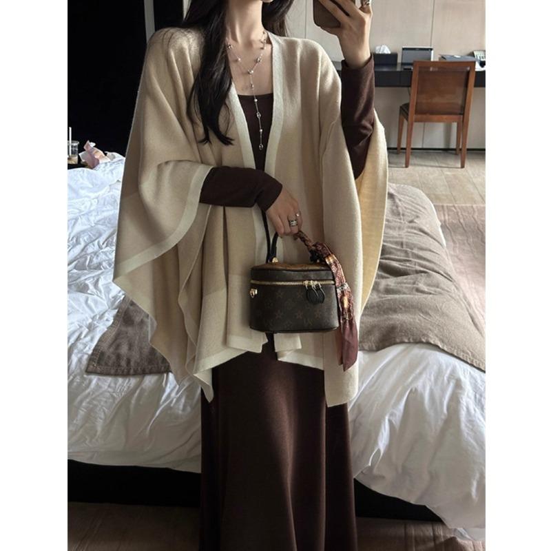 

New Elegant Loose Knitted Women Cape Shawl Sweater Women Spring Autumn V Neck Warm Spliced Knitted Cardigan Coats Fashion Clothes one size абрикосовий