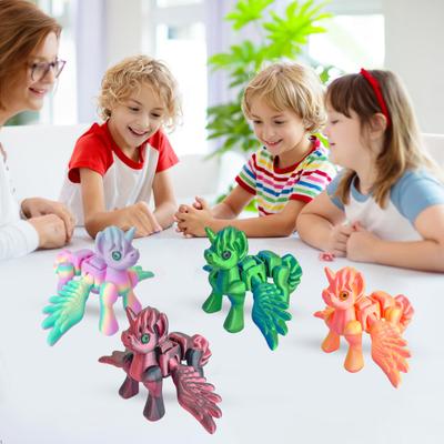 Figurină Cal Zburător Imprimată 3D Articulații Mobile Statuie Ponei Înaripat Jucărie Anti-stres Fidget Model Animal Educațional Ornament Decorațiune