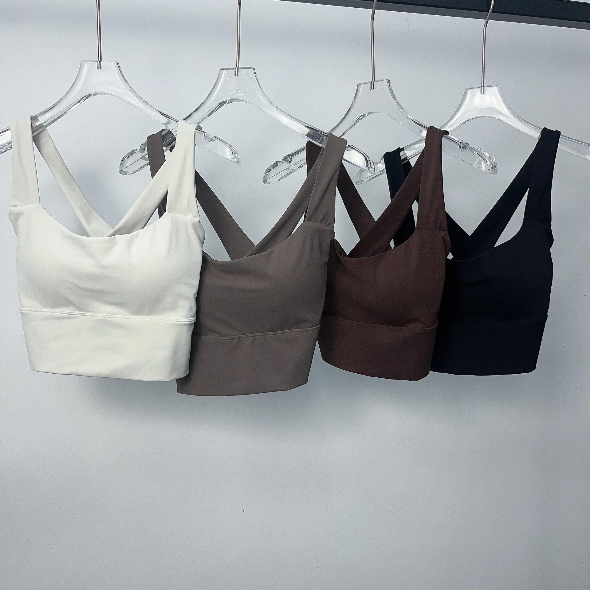 Красивая спортивная майка Tongji WX62019 с открытой спиной Small