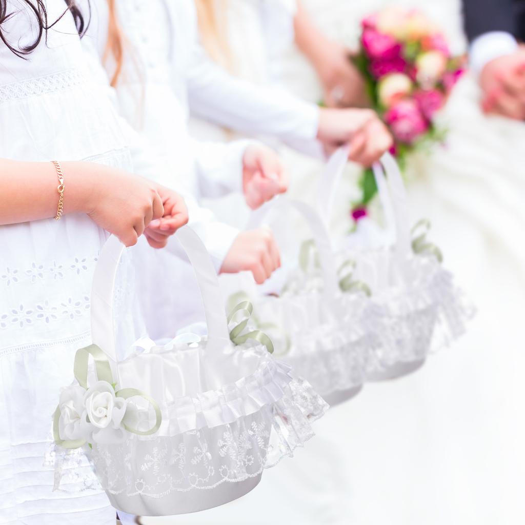 Flower Girl Basket Romantic Wedding Flower Basket with Foldable Handle for Party Decoration White