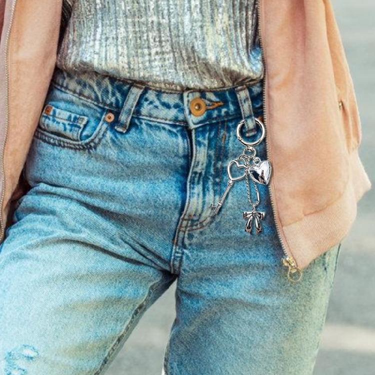 Love Keychain Heart Key Holder Love Key Pendant Metal Key Adornment Stylish Key Jewelry Alloy Texturte for Couples