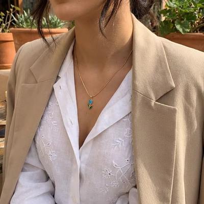 Collar de Tulipán Esmaltado Vintage para Mujer Cadena de Serpiente Color Dorado Collar con Colgante Tendencia Primavera 2026 Joyería Estética Regalo